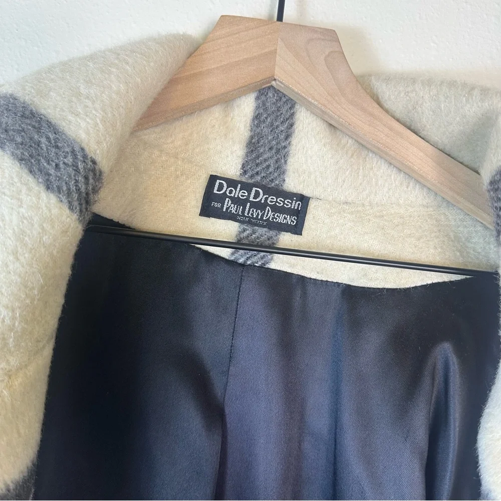 DALE DRESSIN For Paul Levy Designs Plaid Double-Breasted Women's Wool Coat - Picture 3 of 10